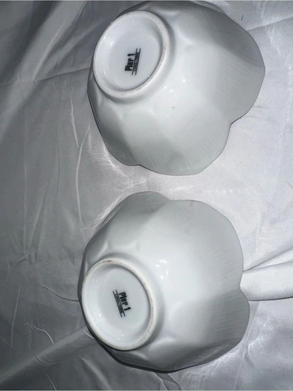 Pier 1 White Porcelain Flower Bowls Set of 2 Scalloped Floral 6”